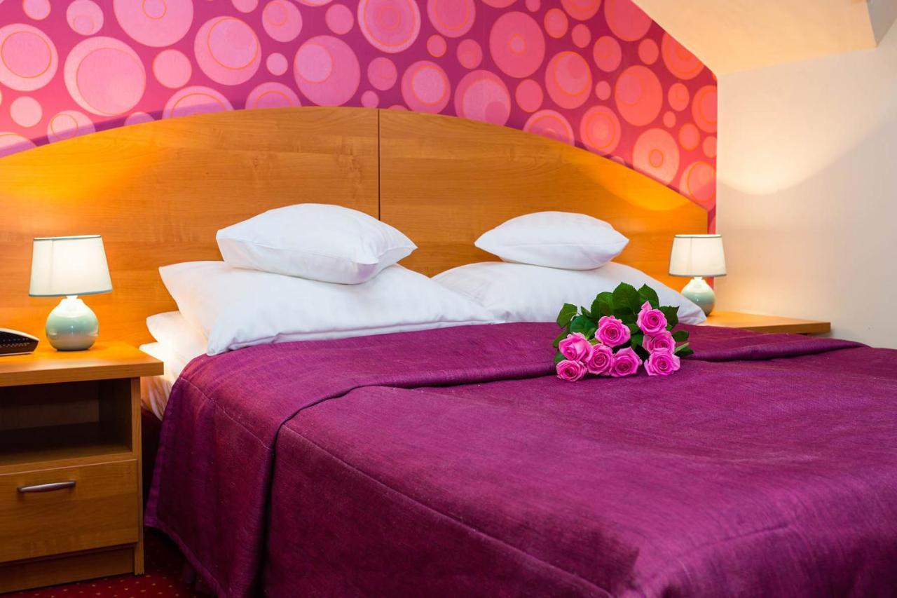 Hotel Ognisty Ptak Wegorzewo Bagian luar foto