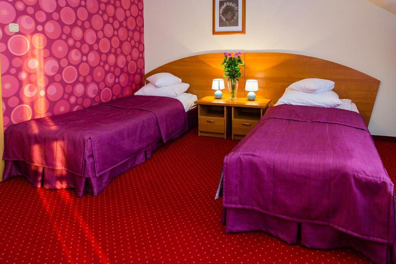 Hotel Ognisty Ptak Wegorzewo Bagian luar foto